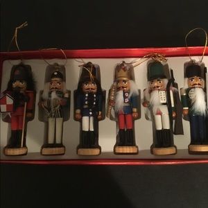 Christmas: The set of 6 Nutcracker, New in box.